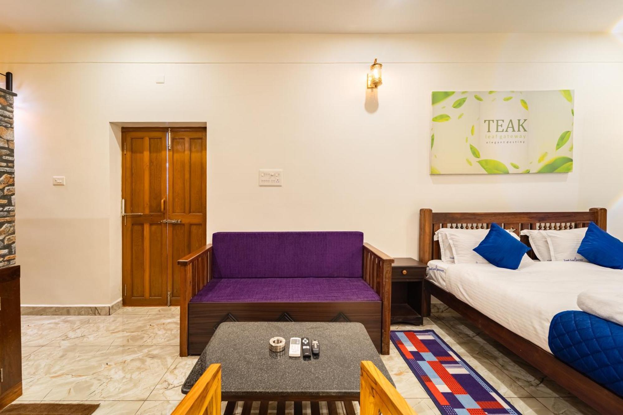 Teak Leaf Gateway Villa With Swimming Pool Indoor Games Kālapettai Dış mekan fotoğraf