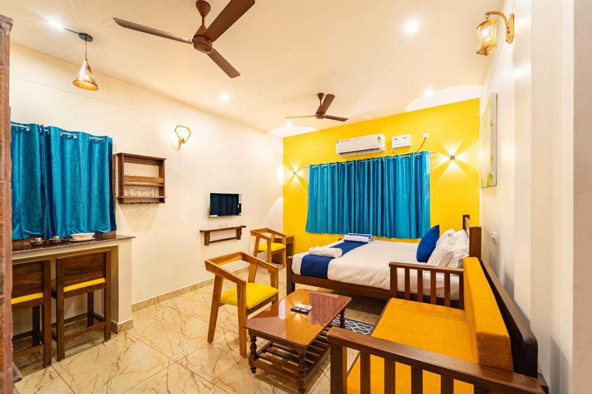 Teak Leaf Gateway Villa With Swimming Pool Indoor Games Kālapettai Dış mekan fotoğraf