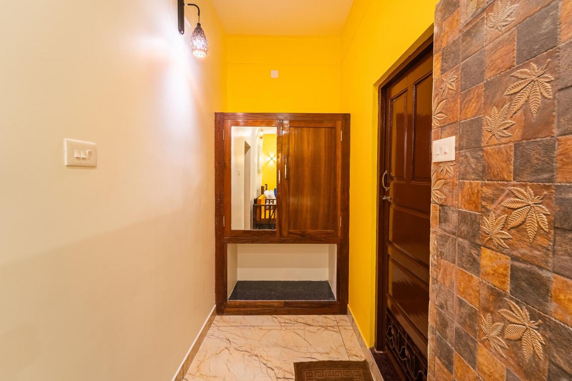 Teak Leaf Gateway Villa With Swimming Pool Indoor Games Kālapettai Dış mekan fotoğraf