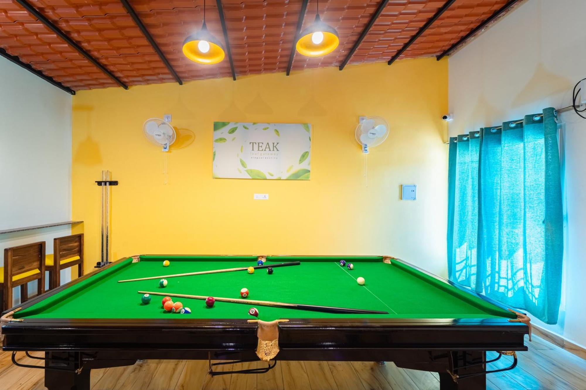 Teak Leaf Gateway Villa With Swimming Pool Indoor Games Kālapettai Dış mekan fotoğraf