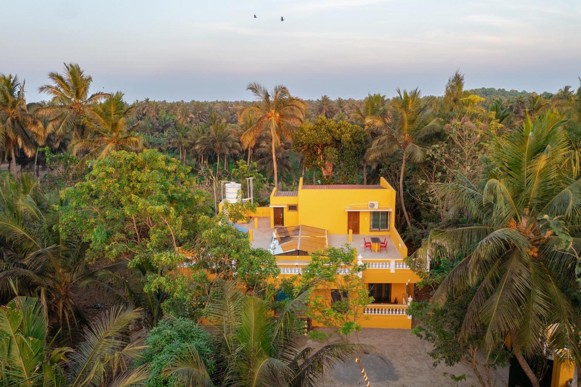 Teak Leaf Gateway Villa With Swimming Pool Indoor Games Kālapettai Dış mekan fotoğraf