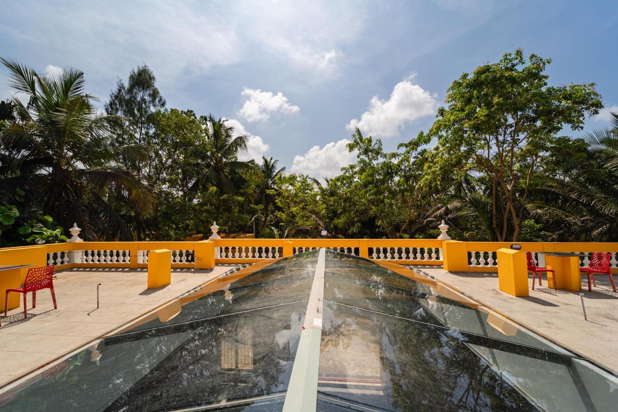Teak Leaf Gateway Villa With Swimming Pool Indoor Games Kālapettai Dış mekan fotoğraf