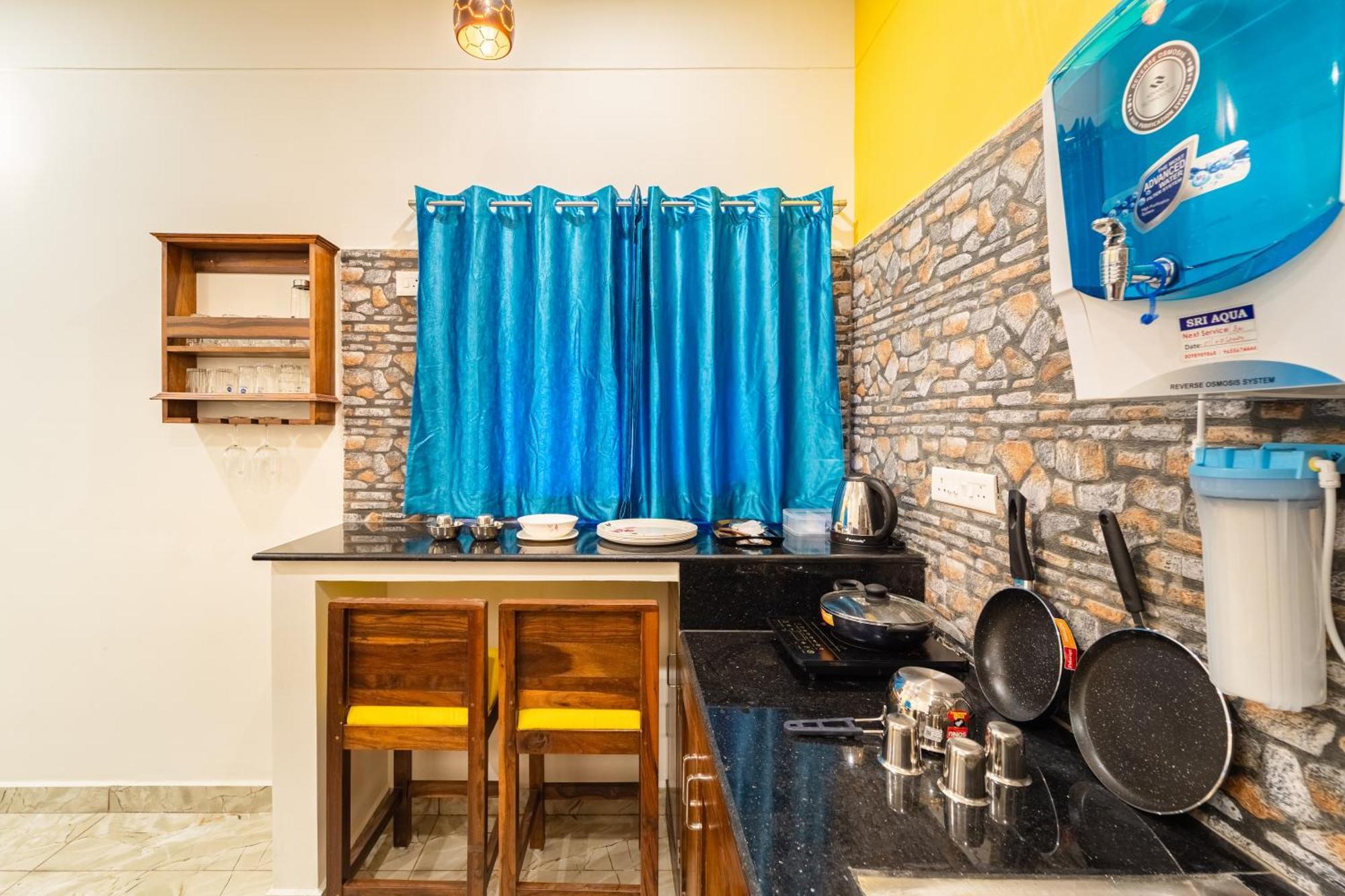 Teak Leaf Gateway Villa With Swimming Pool Indoor Games Kālapettai Dış mekan fotoğraf